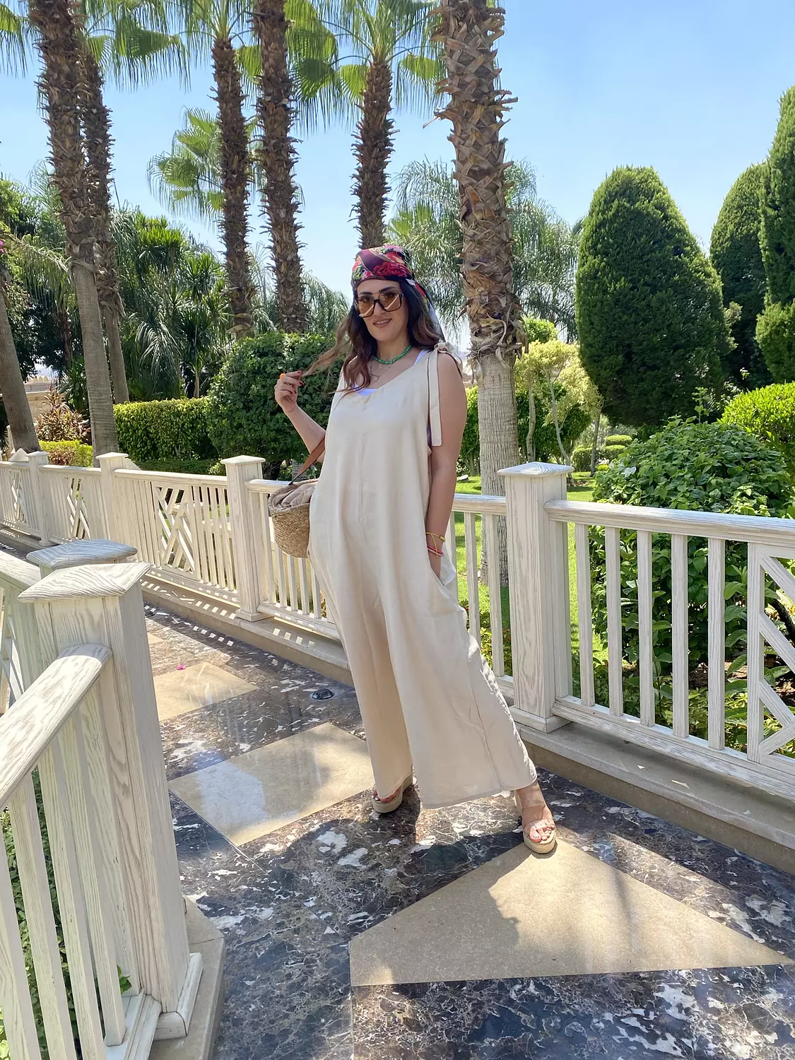 bieige over size linen jumpsuit 3