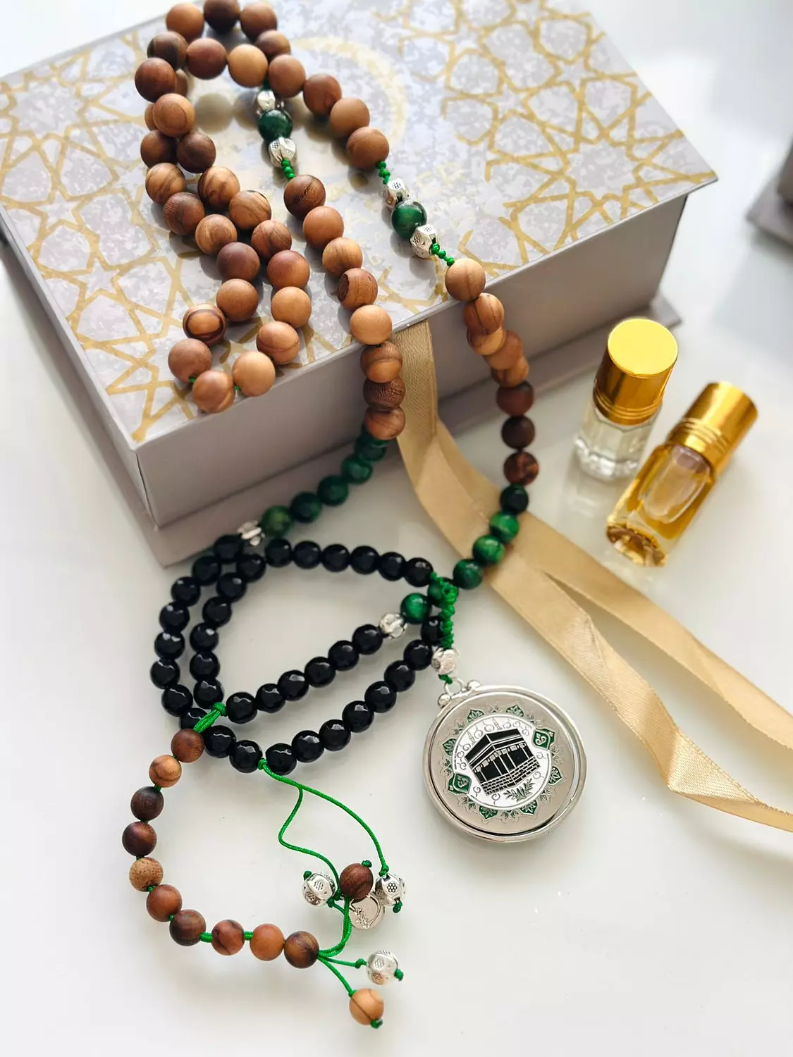 <p style="text-align: start"></p>