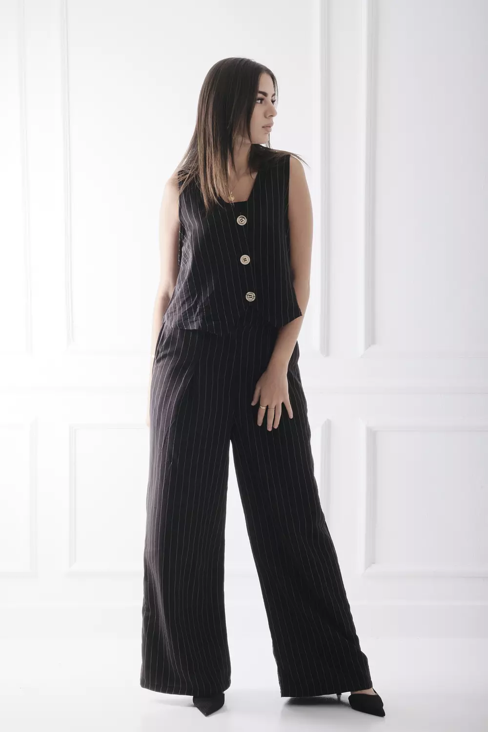 Sleek Suit 7
