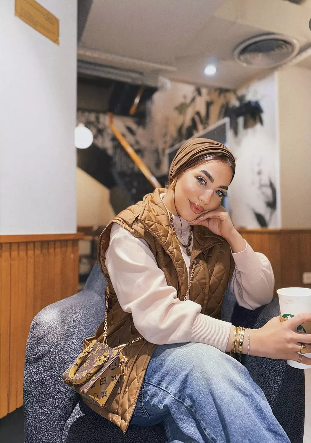 Cocoa Puffer Vest - Brown 3