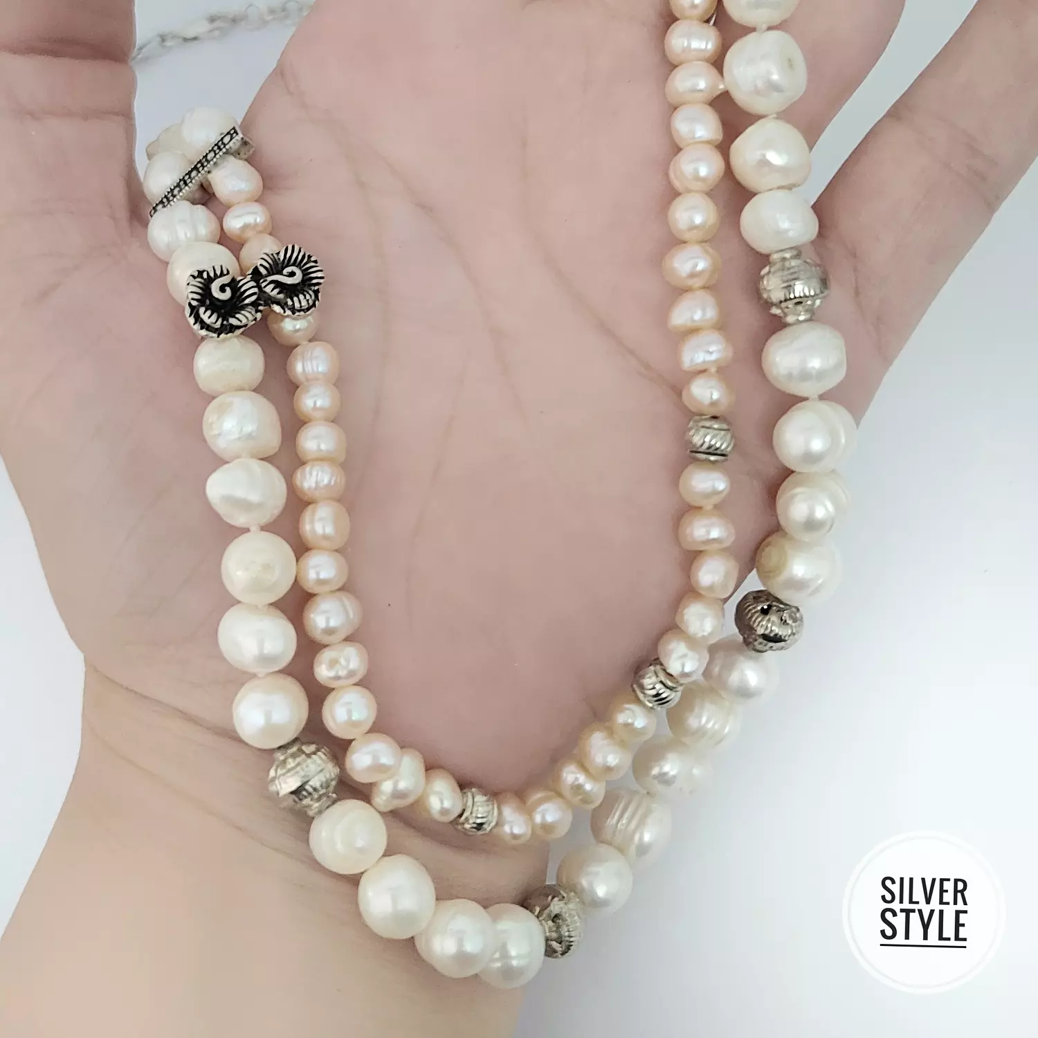 Royal Pearl Necklace  1
