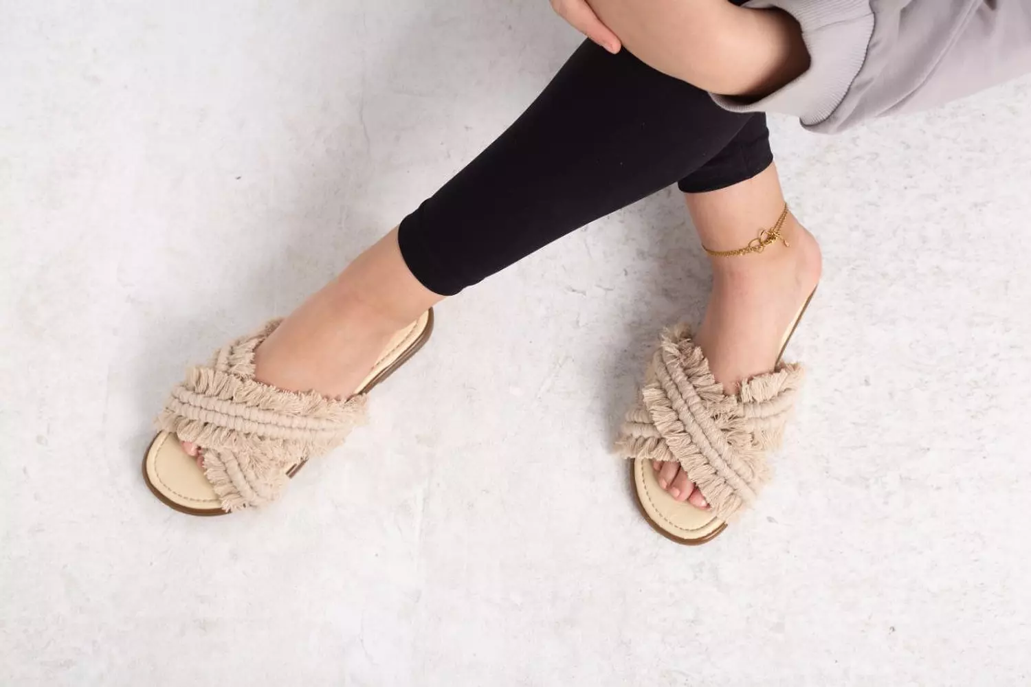 Macramé cross 7