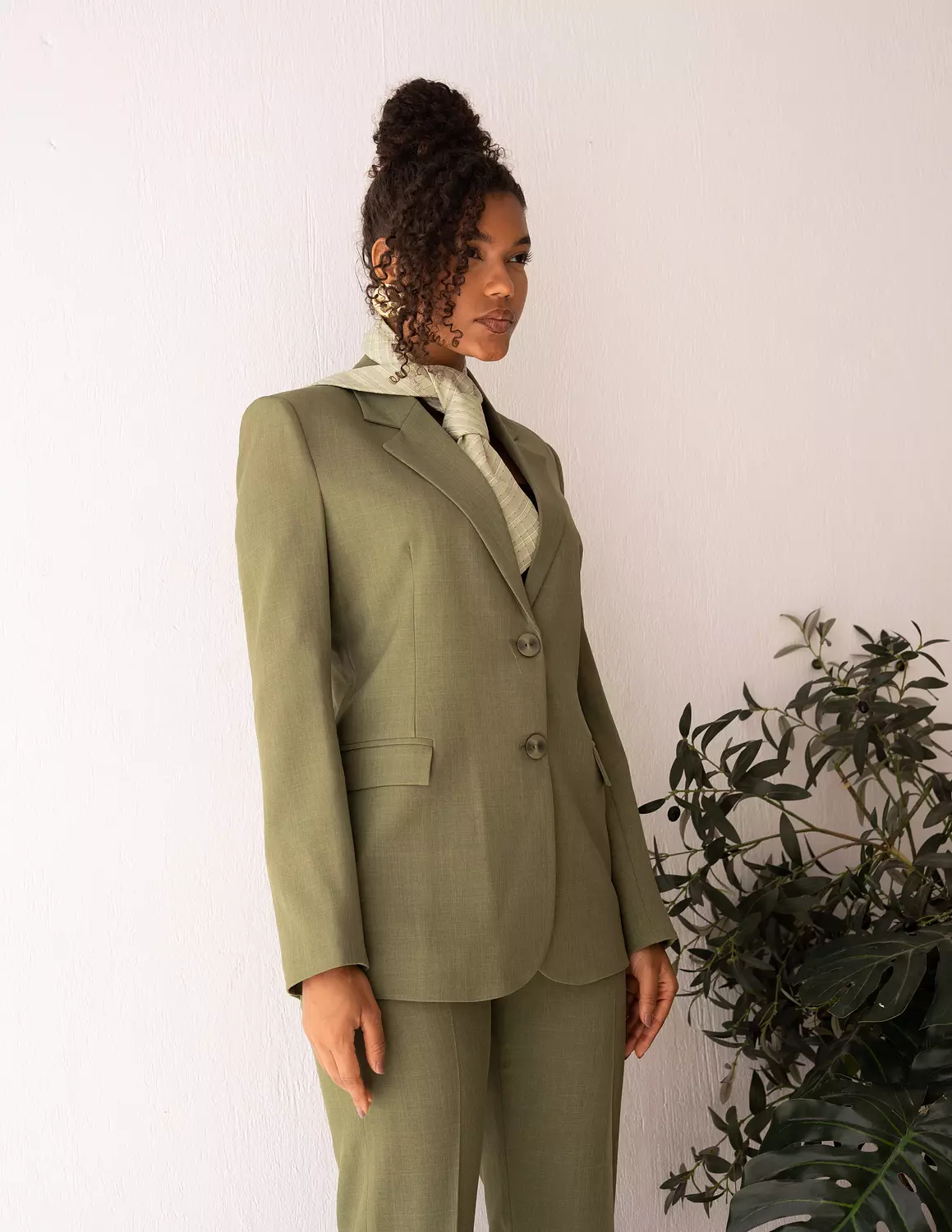 Olive Glamour straight blazer 2