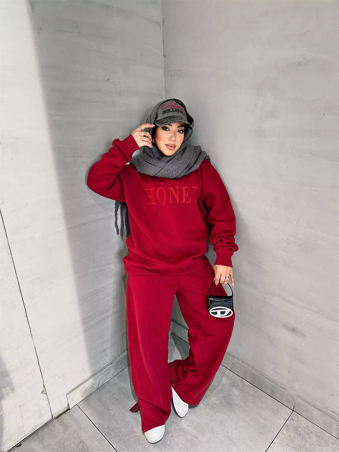 Honey Sweatshirt  13