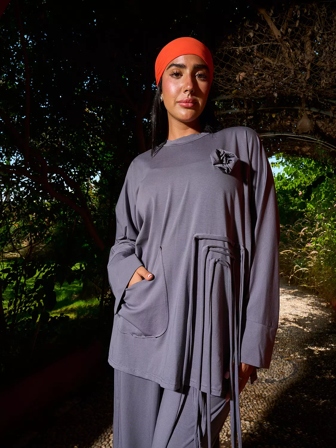 Worood Comfy Set with Pin - Grey 4