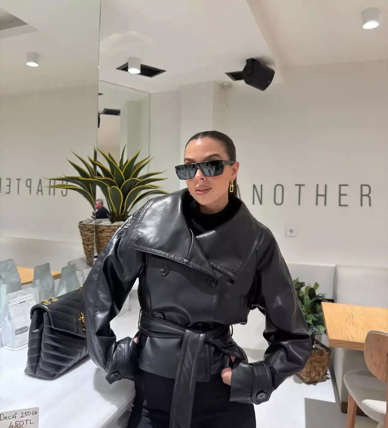  Mango cropped leather jacket with belt 1