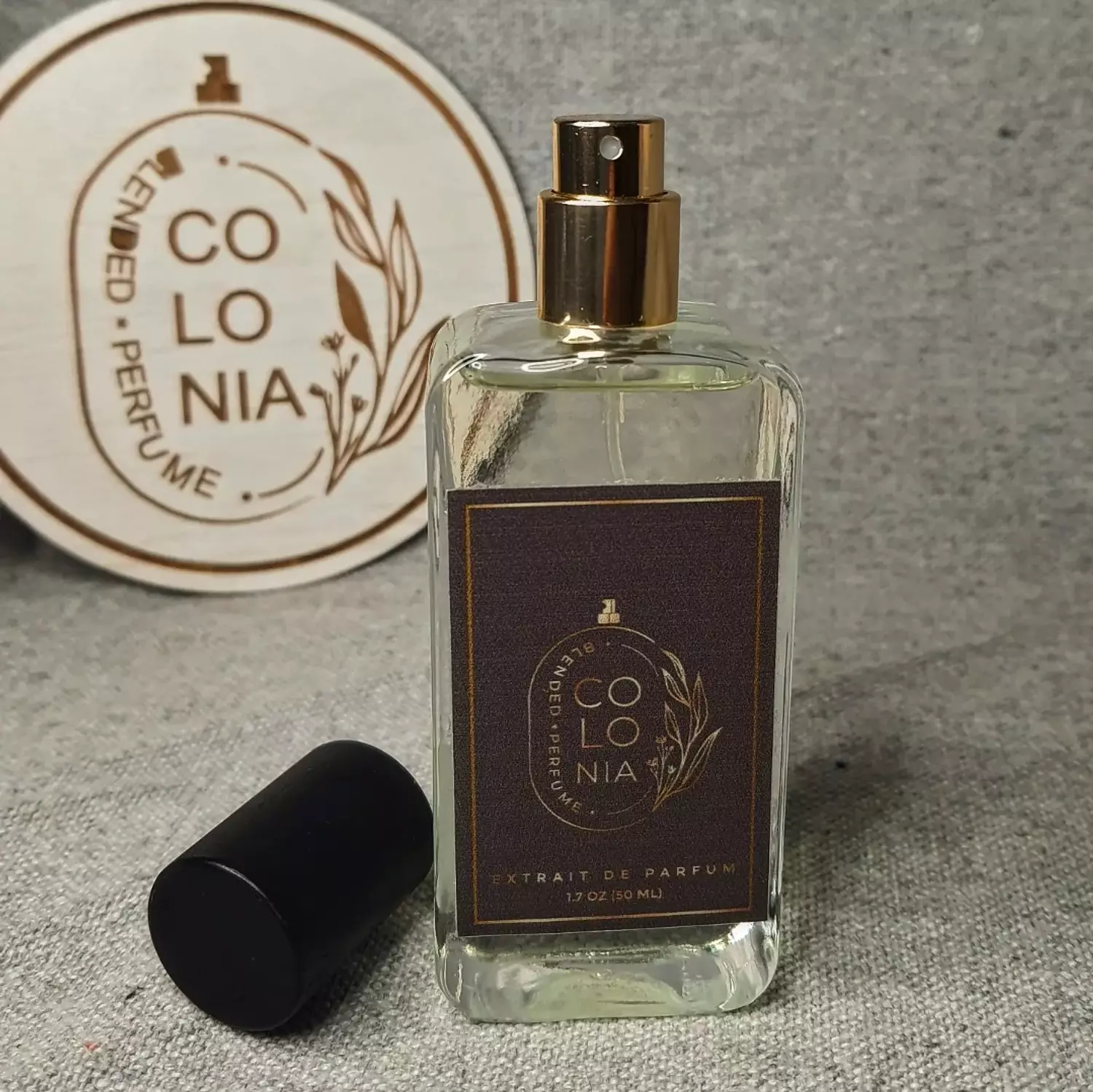 Vanilla Royale Sugared Patchouli | 64 Eau De Parfum Intense Kayali Fragrances (فانيلا رويال شوجرد باتشولي 64 انتنس - كايالي) عطر للجنسين image