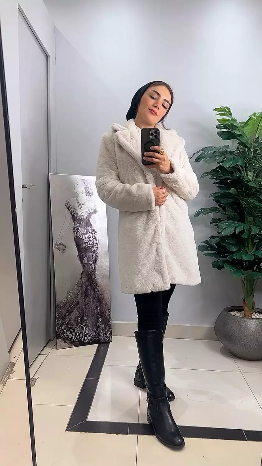 Lucky Fur Coat 10