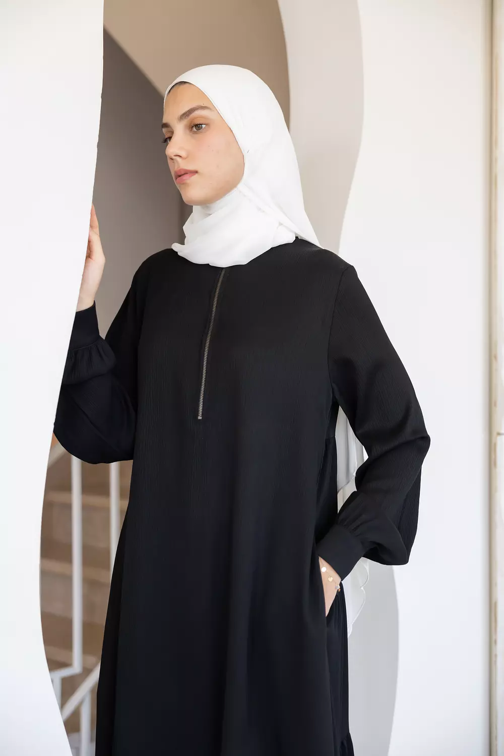 Loose Flowy Abaya 046 4