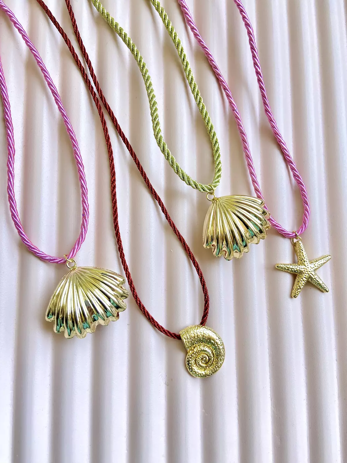 Summer wrap necklace image