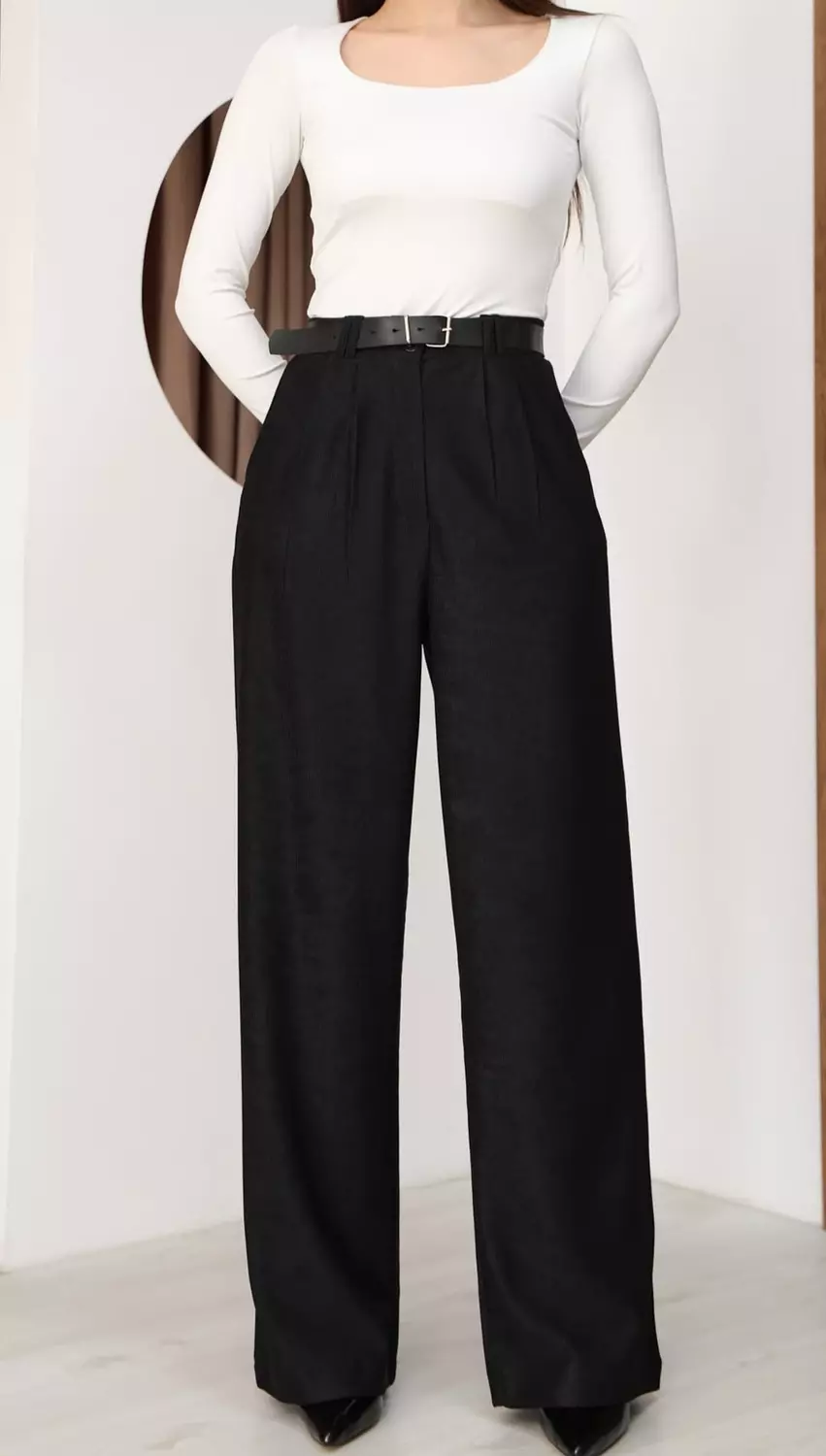 Black kadife pants with belt hover image