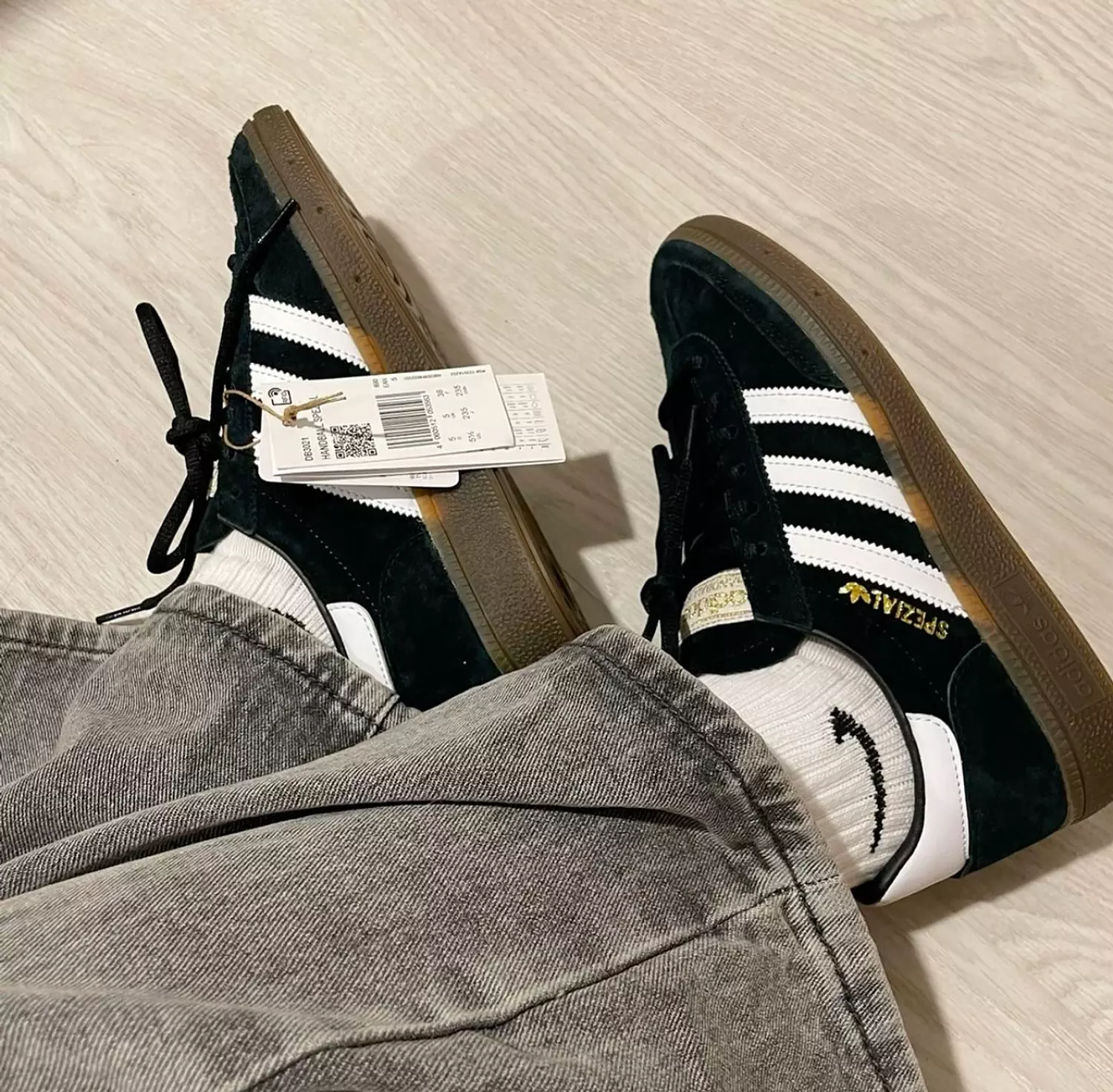 Adidas Spezial Black 4