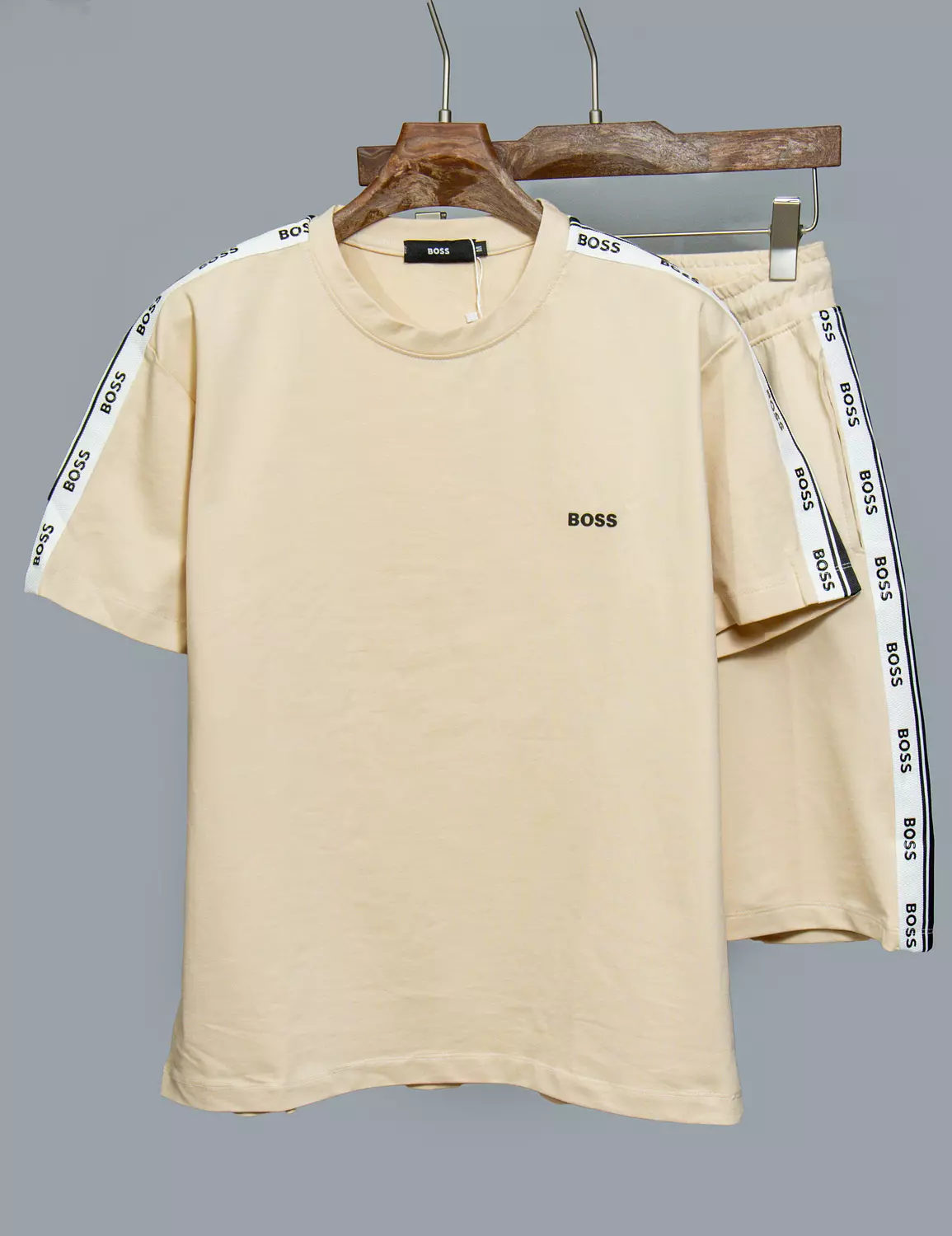 HUGO BOSS  SUIT \ 2138 image