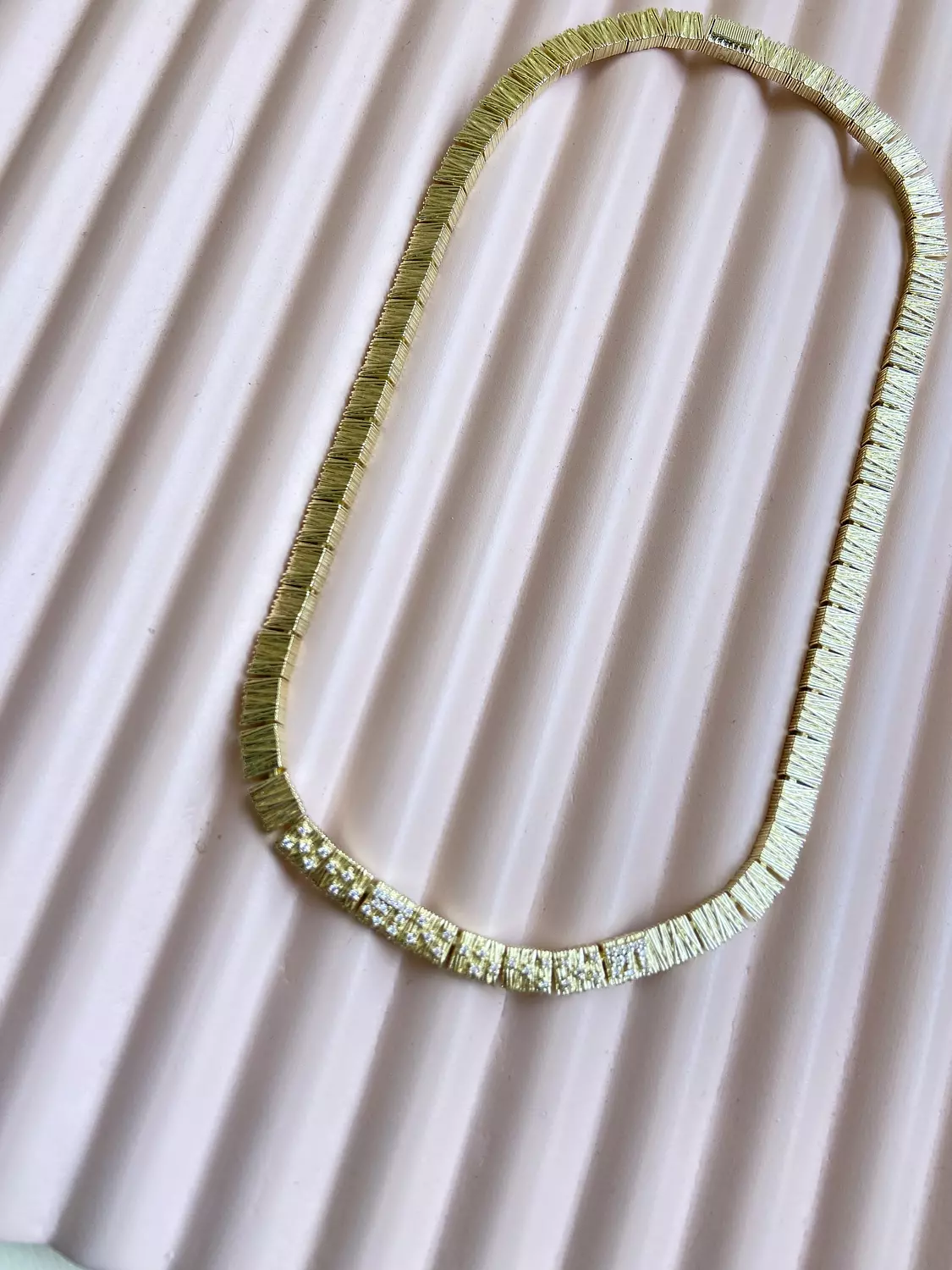 Lunara Necklace 3
