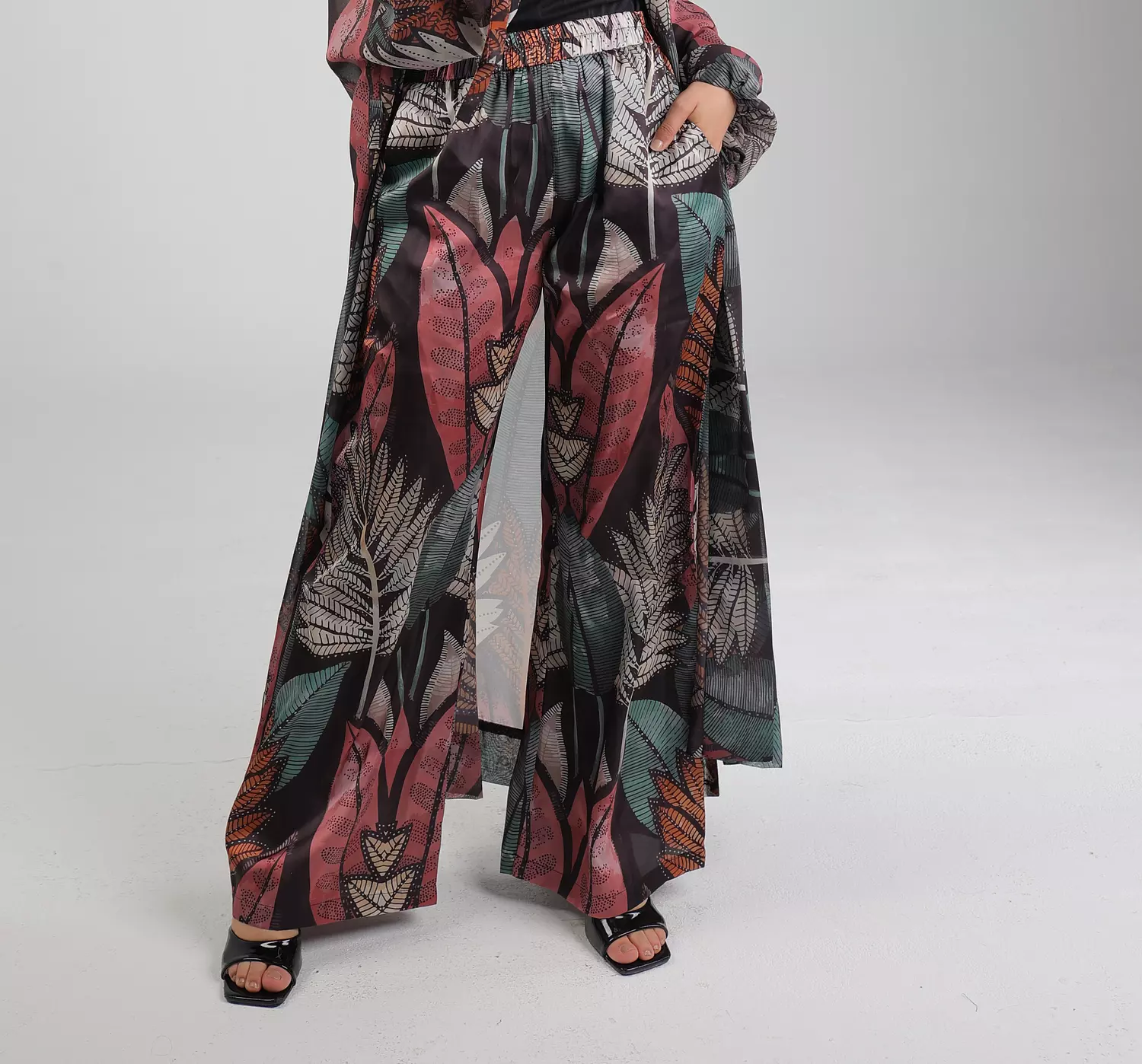 Secret Garden Pants 5