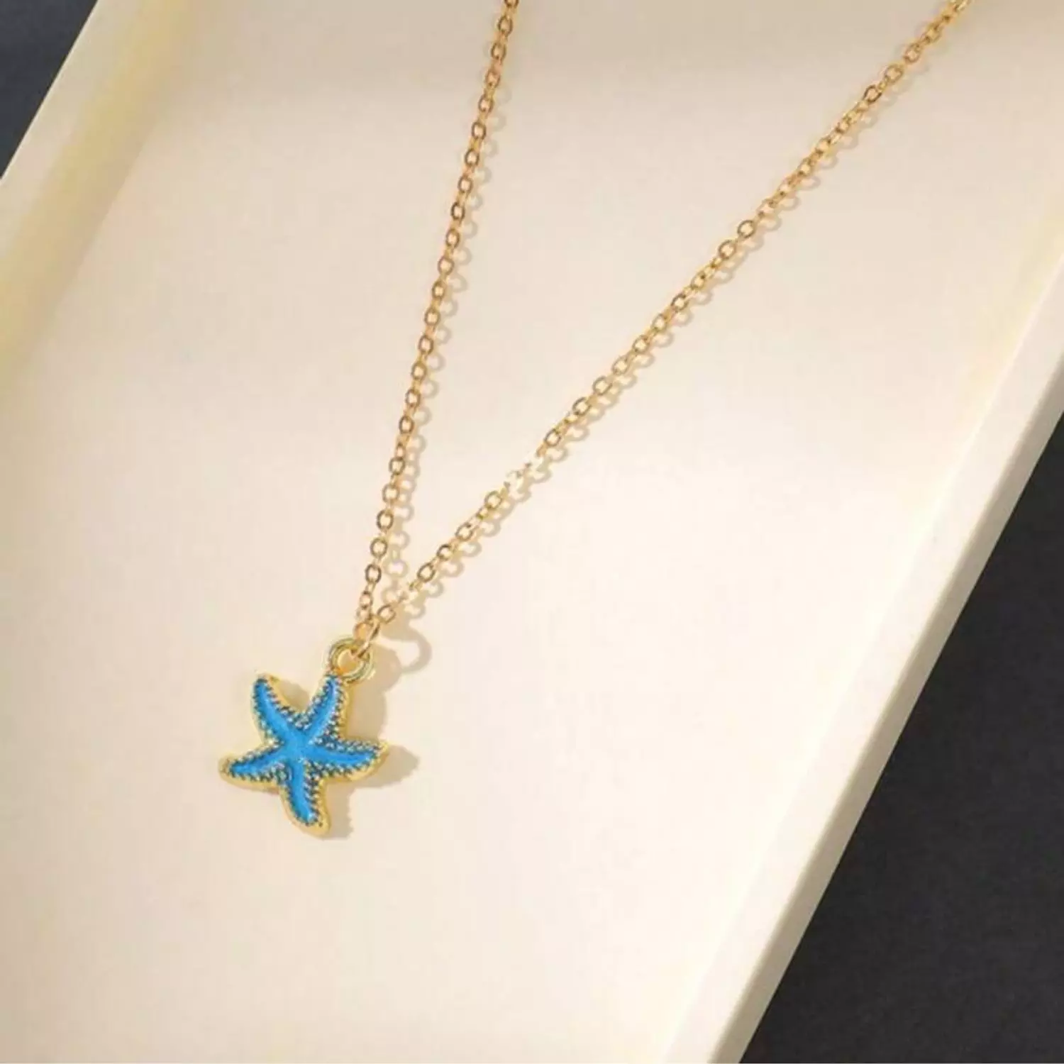 Small Starfish Necklace A 3