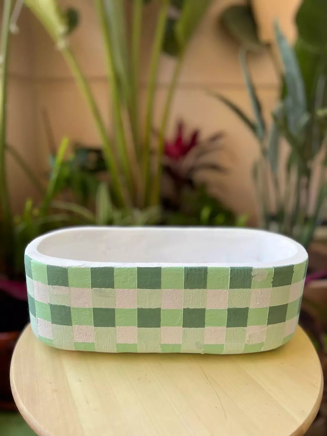 Green X White Oval Pottery Plant Pot size 34 2
