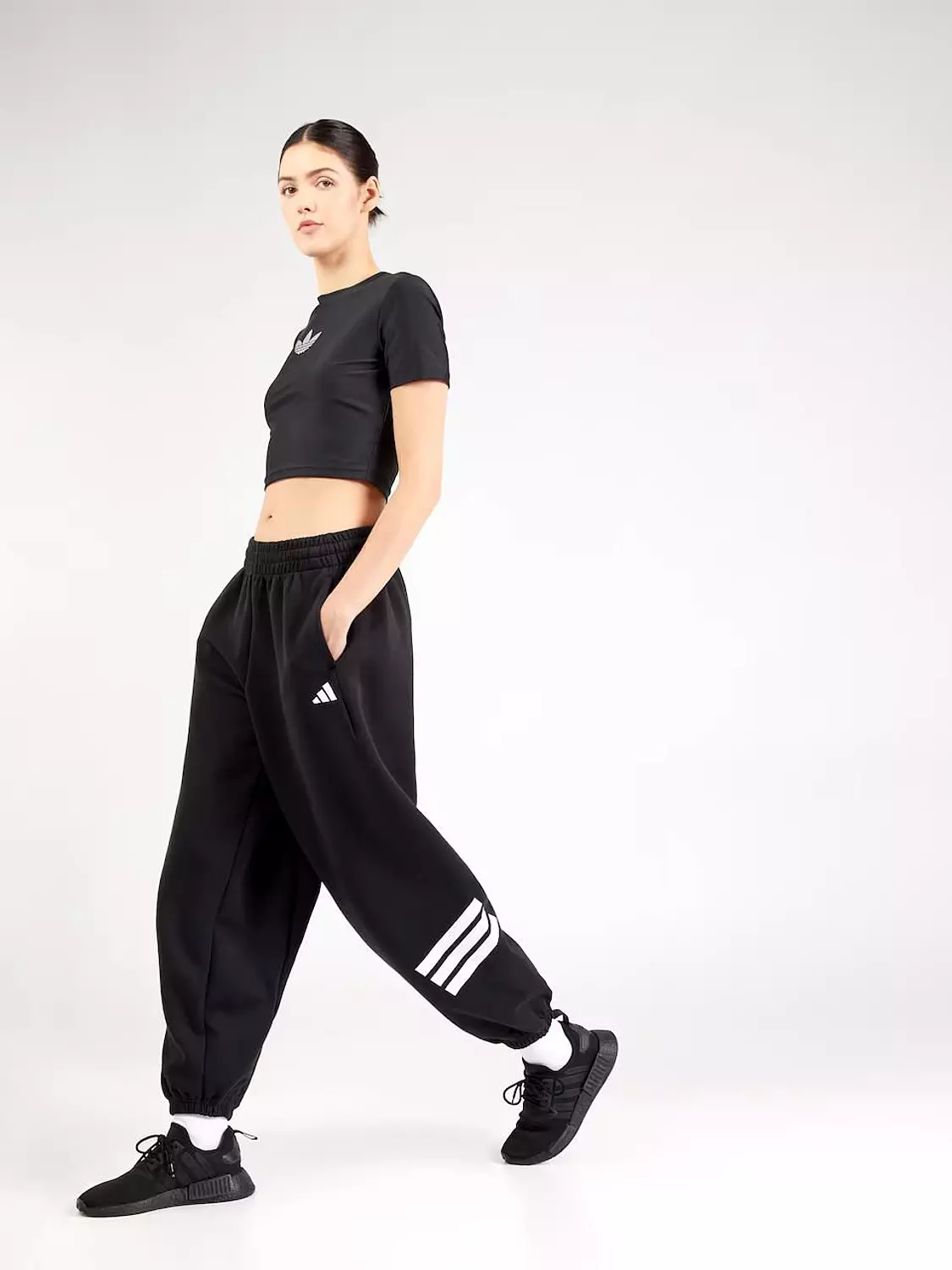 FUTURE ICONS 3-STRIPES PANTS 2