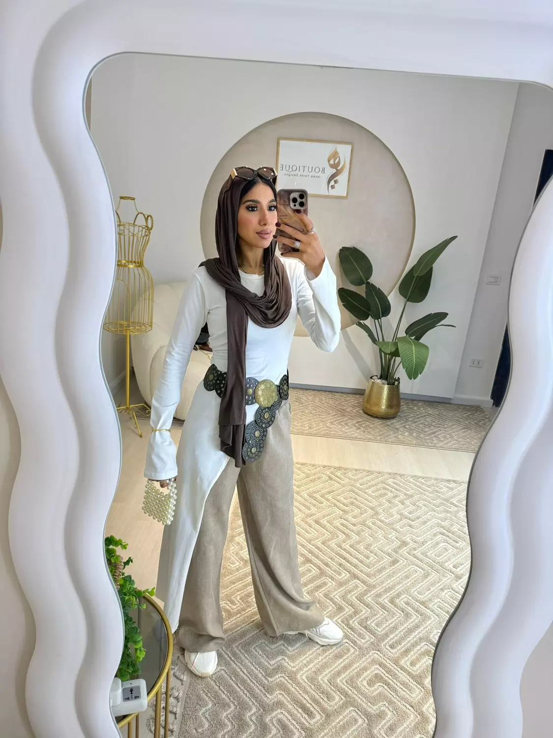 Offwhite Belt Blouse image