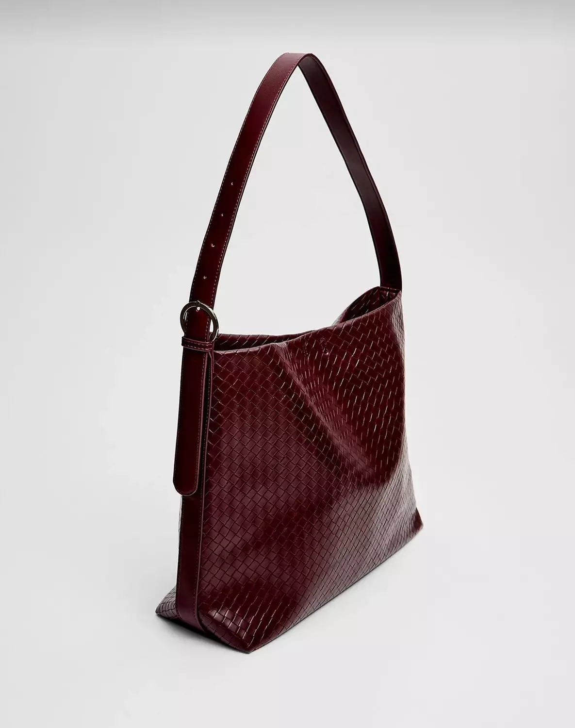 Stradivaruis burgundy bag 3