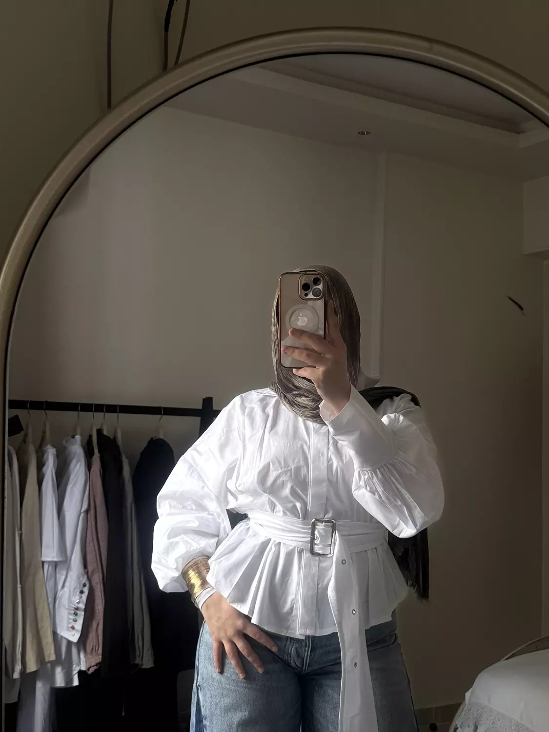 belt blouse hover image