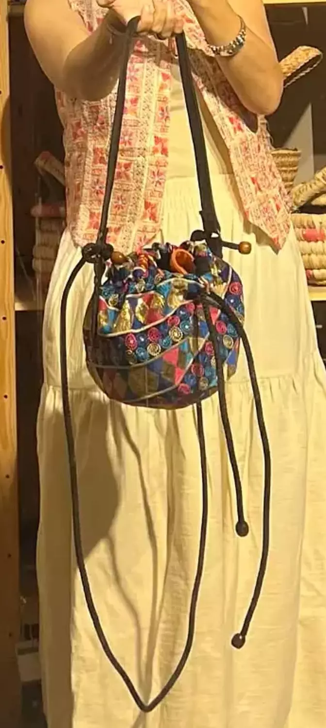 Small Indian bucket bag 5