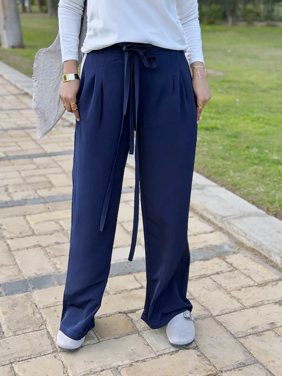 Wide Leg Modest Pants – Elegant Everyday Fit hover image