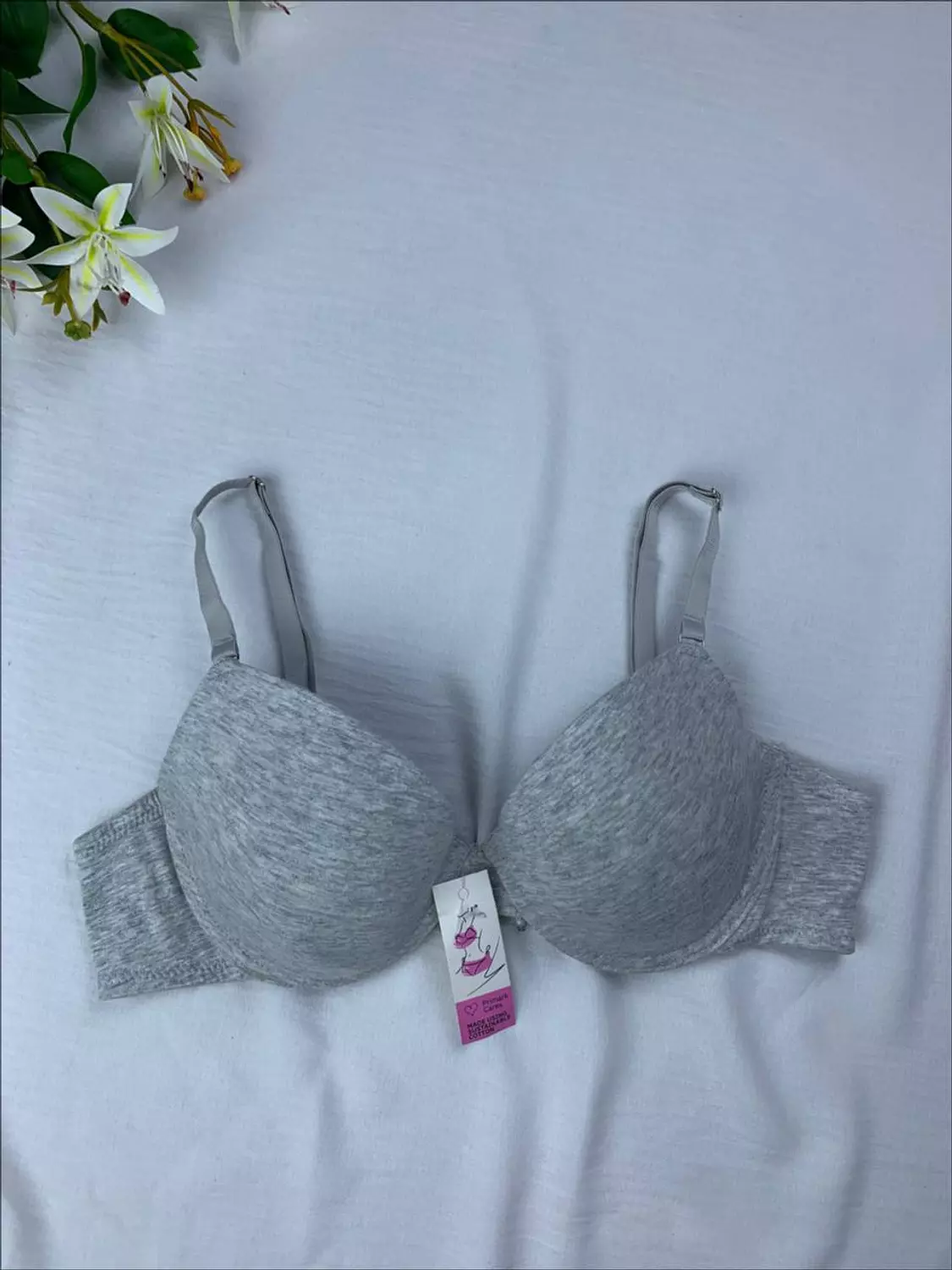 Wired padded bra from Primark image