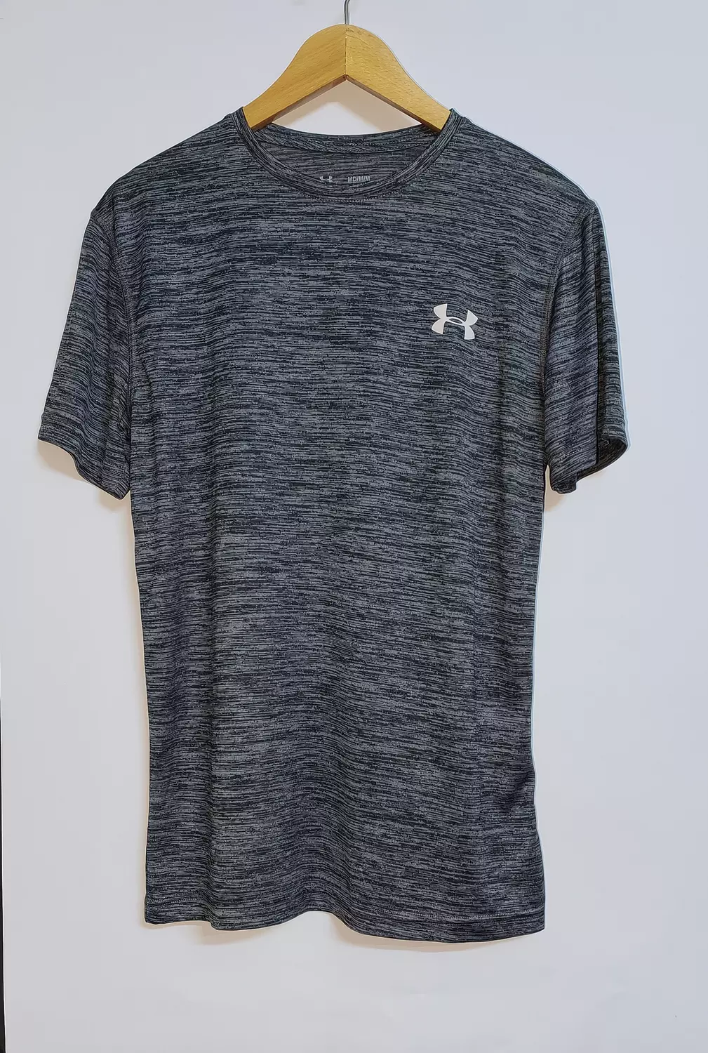 UNDERARMOUR T-SHIRT - GYM ( OFFER ) image
