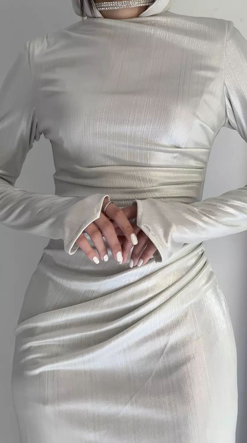 Nova dress in silver white 2
