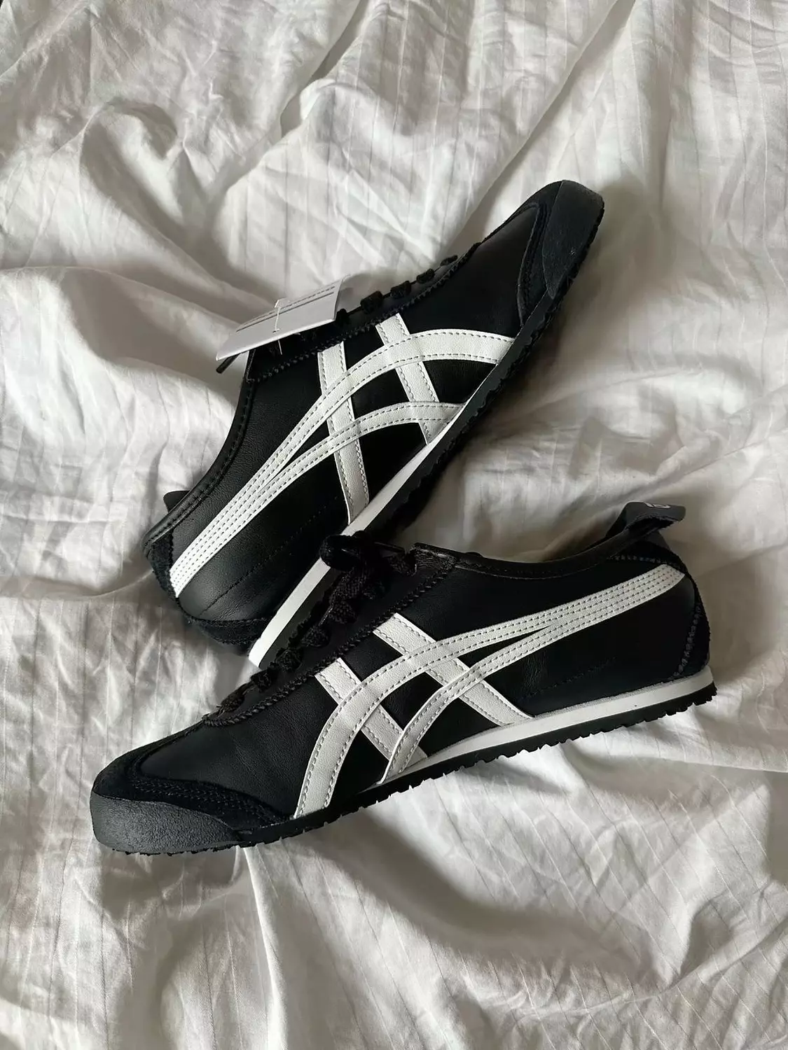   Onitsuka Tiger Mexico 66 black x White 2