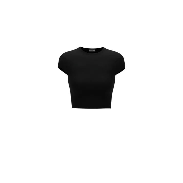 <h3 style="text-align: center"><span style="color: rgb(244, 130, 182)">Cropped</span></h3>