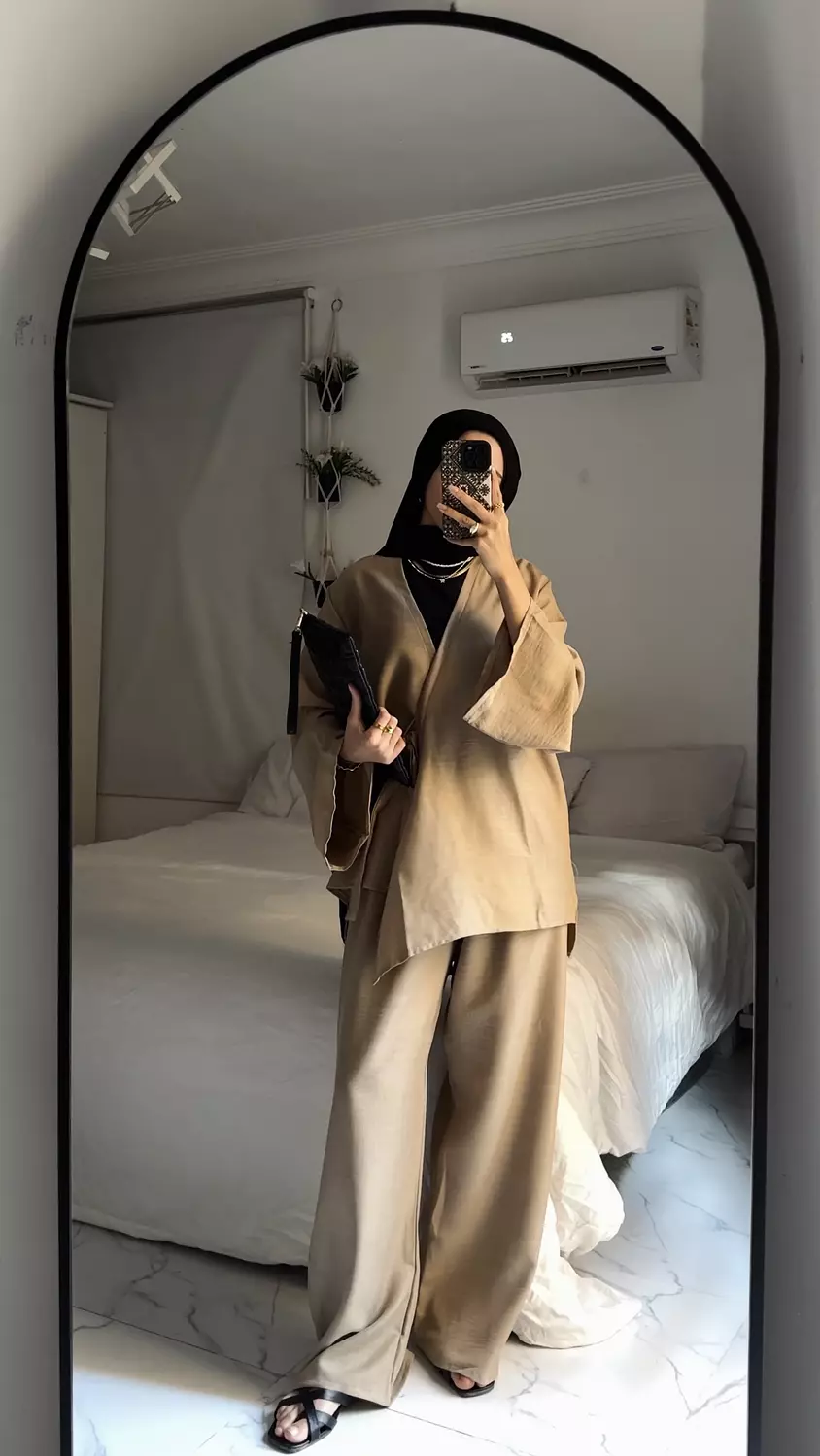 wrap linen set in café  image