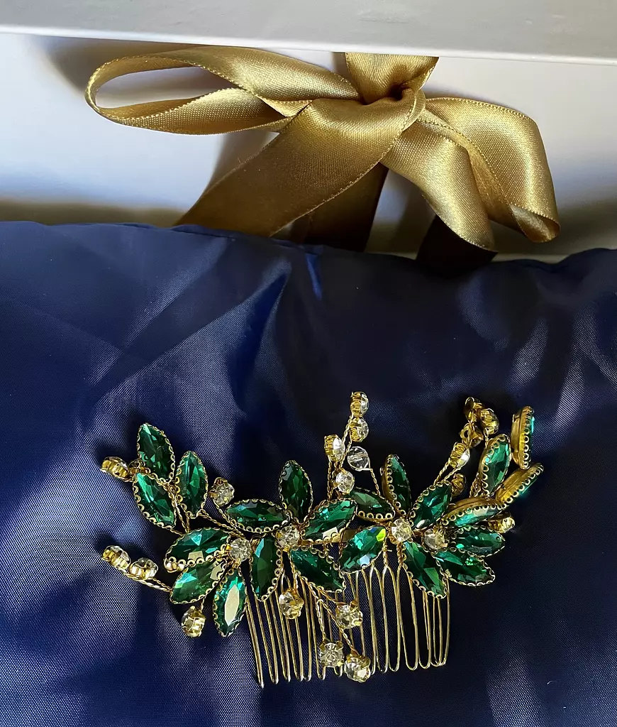 Green goldina