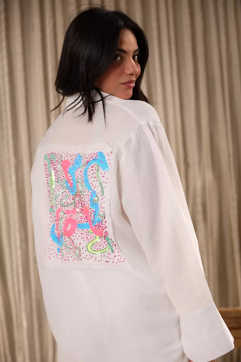 Arabic chemise  image