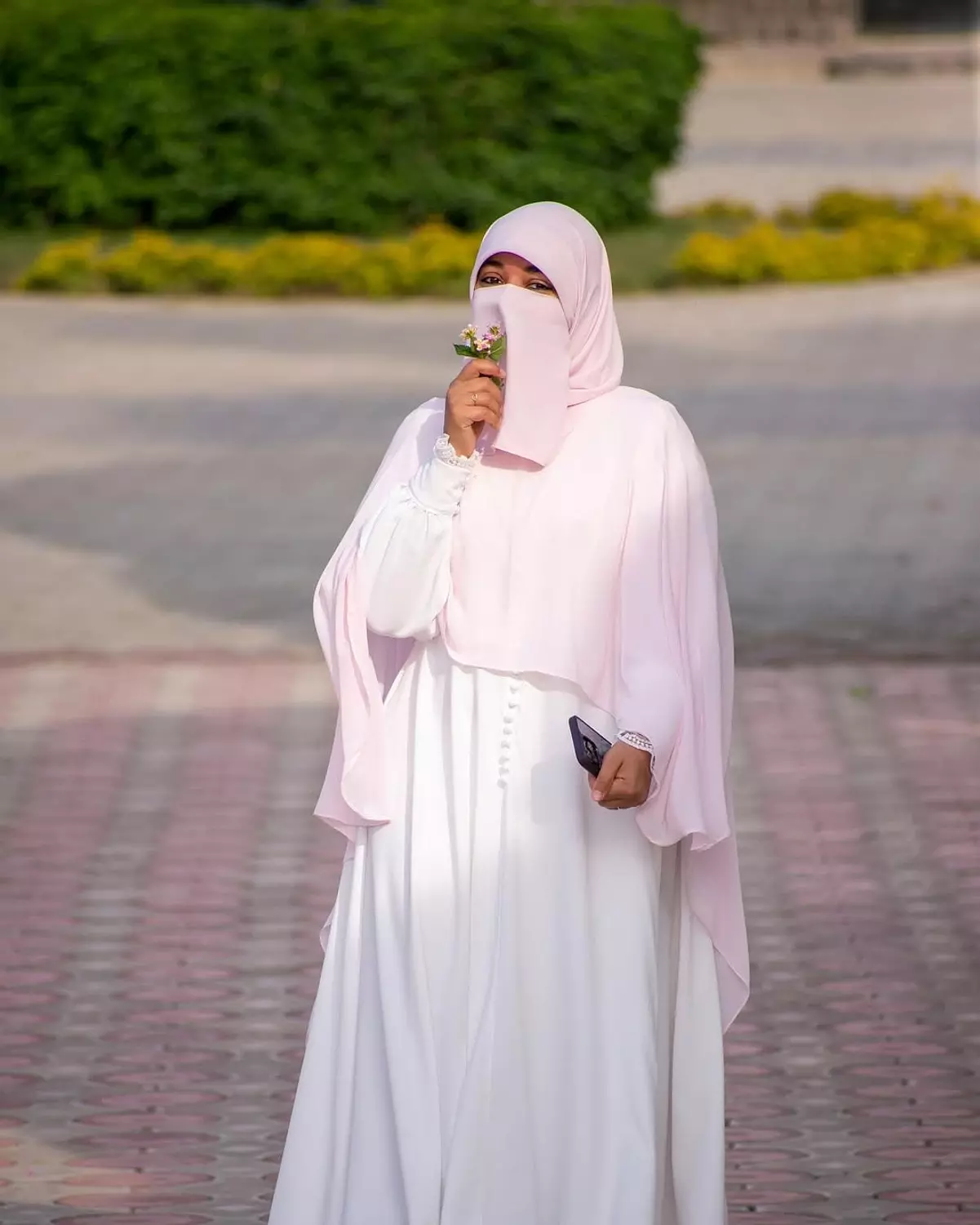 حرملة ملكي مفتوحة  5