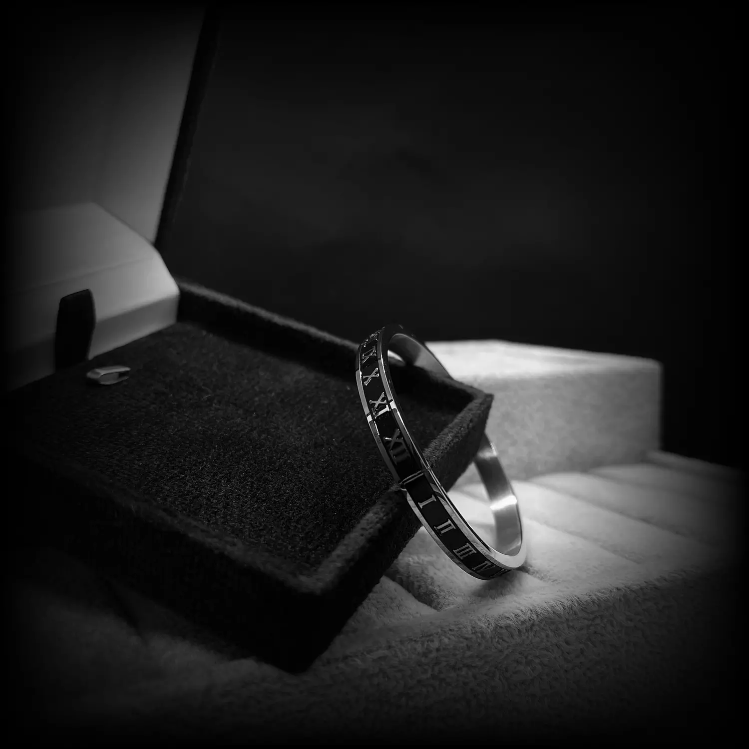 Roman Bangle 1