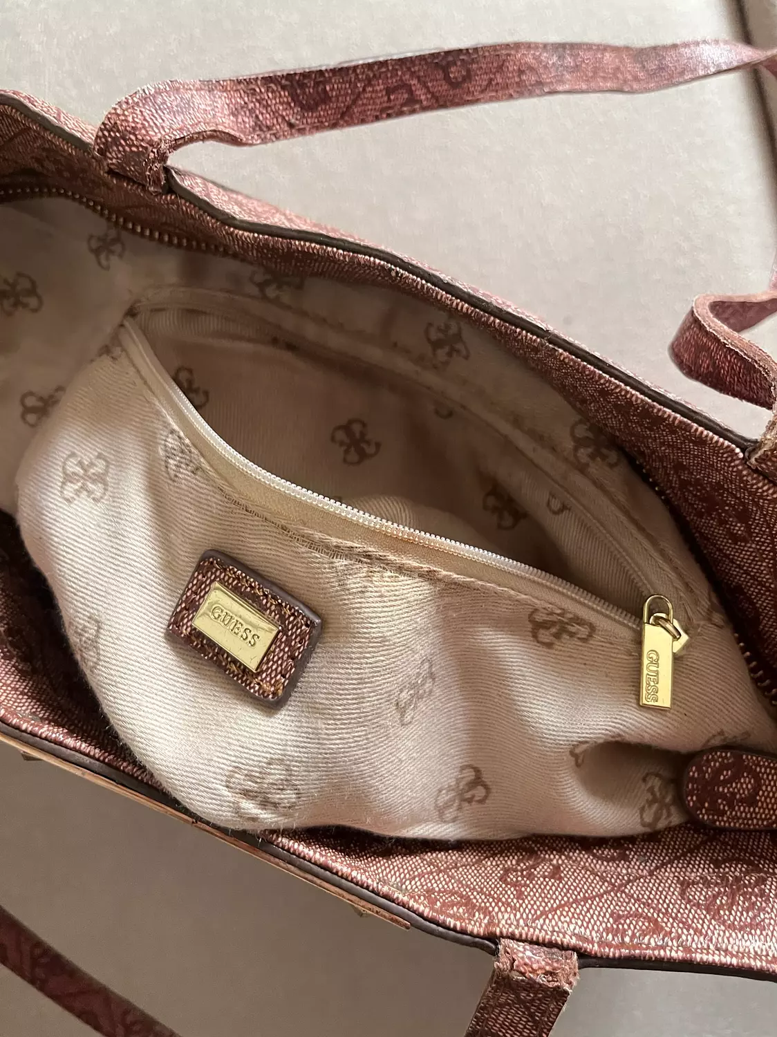 Authentic Guess rare vintage bag 4