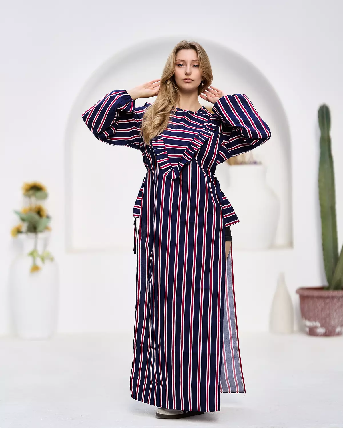 Striped high-slit dress 5