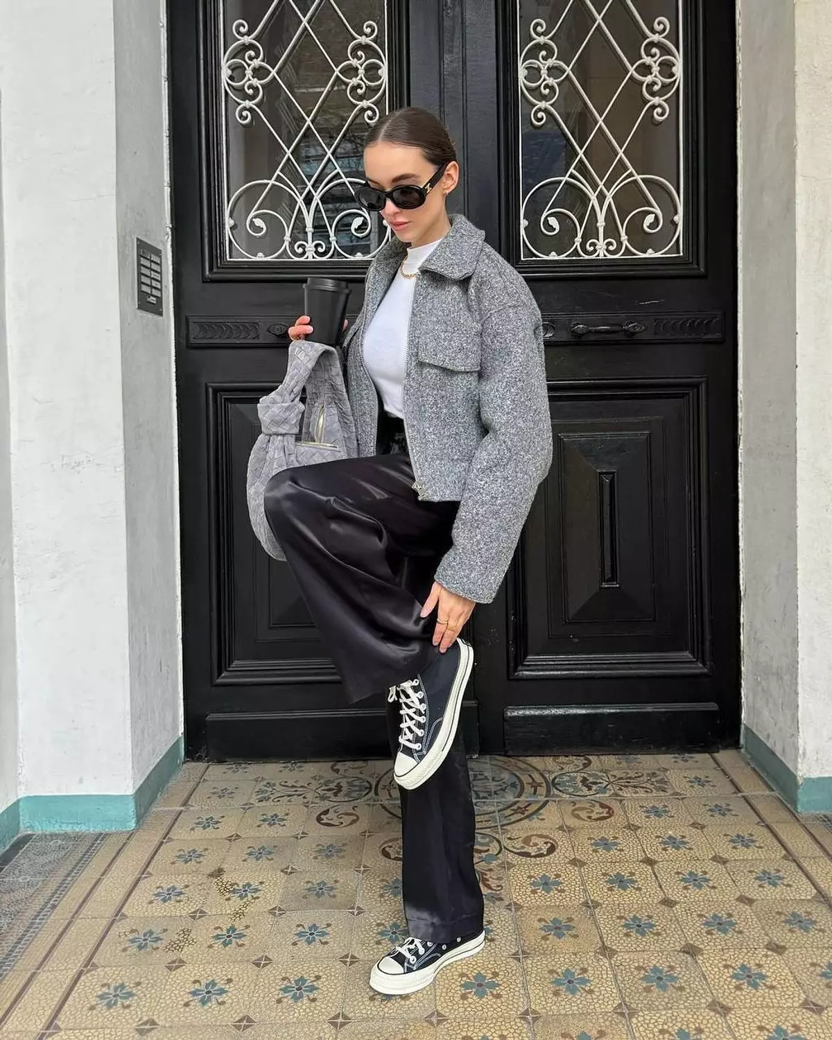 Cropped jacket with zipper  2