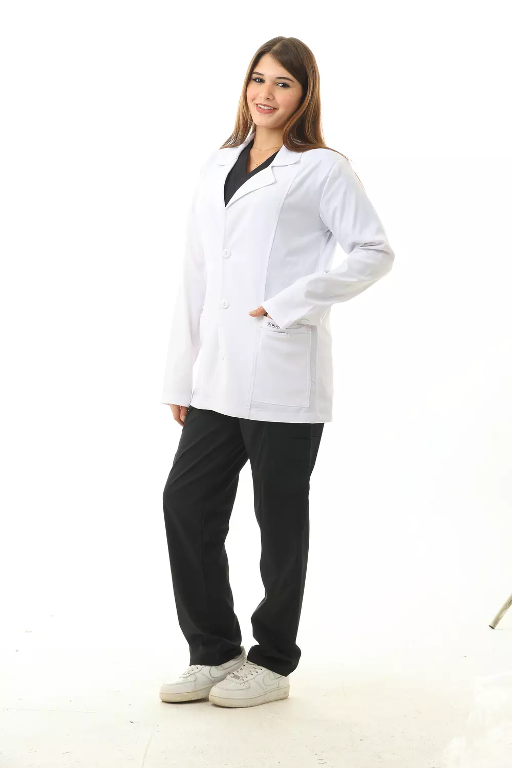 White Elegance Lab Coat Short 3