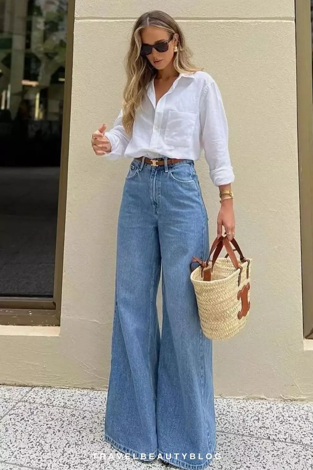 <p style="text-align: end">Tops»</p>