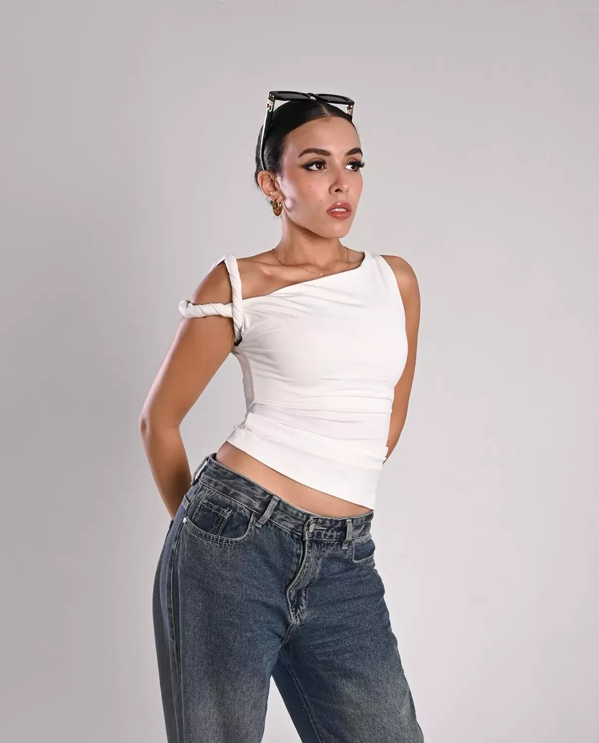 Double twisted top in pearl (pre order) hover image
