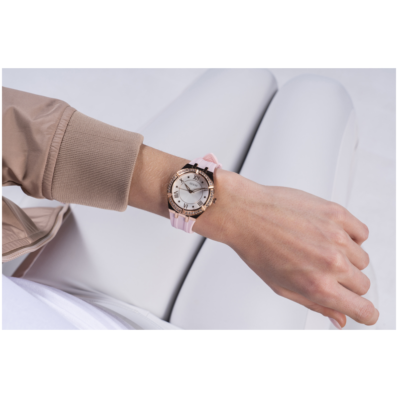 Guess GW0034L3 Ladies Watch Rose Gold Tone Polished Case Stainless Steel/ Silicone Strap 5
