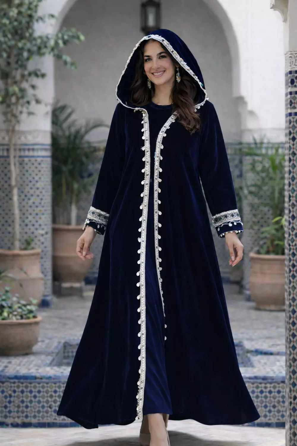 Women's Velvet Ramadan Hooded Kaftan with Lace Trim, Long Sleeve Abaya Robe 3