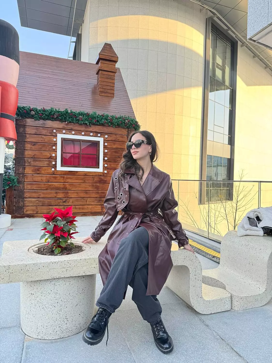 Long leather coat  4