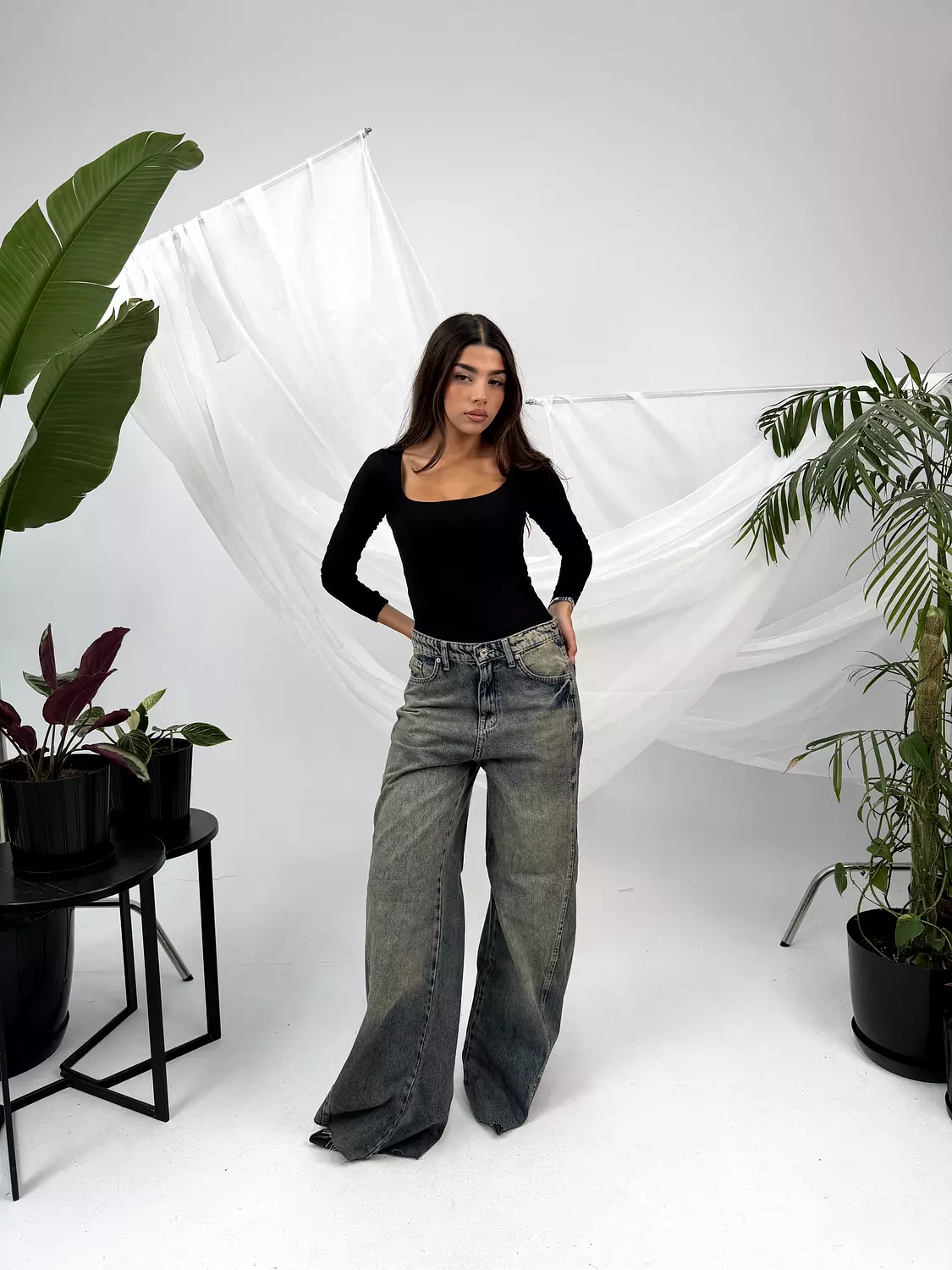 Side seam wide leg 3