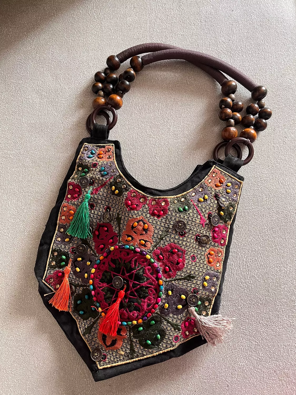 Statement piece bag hover image