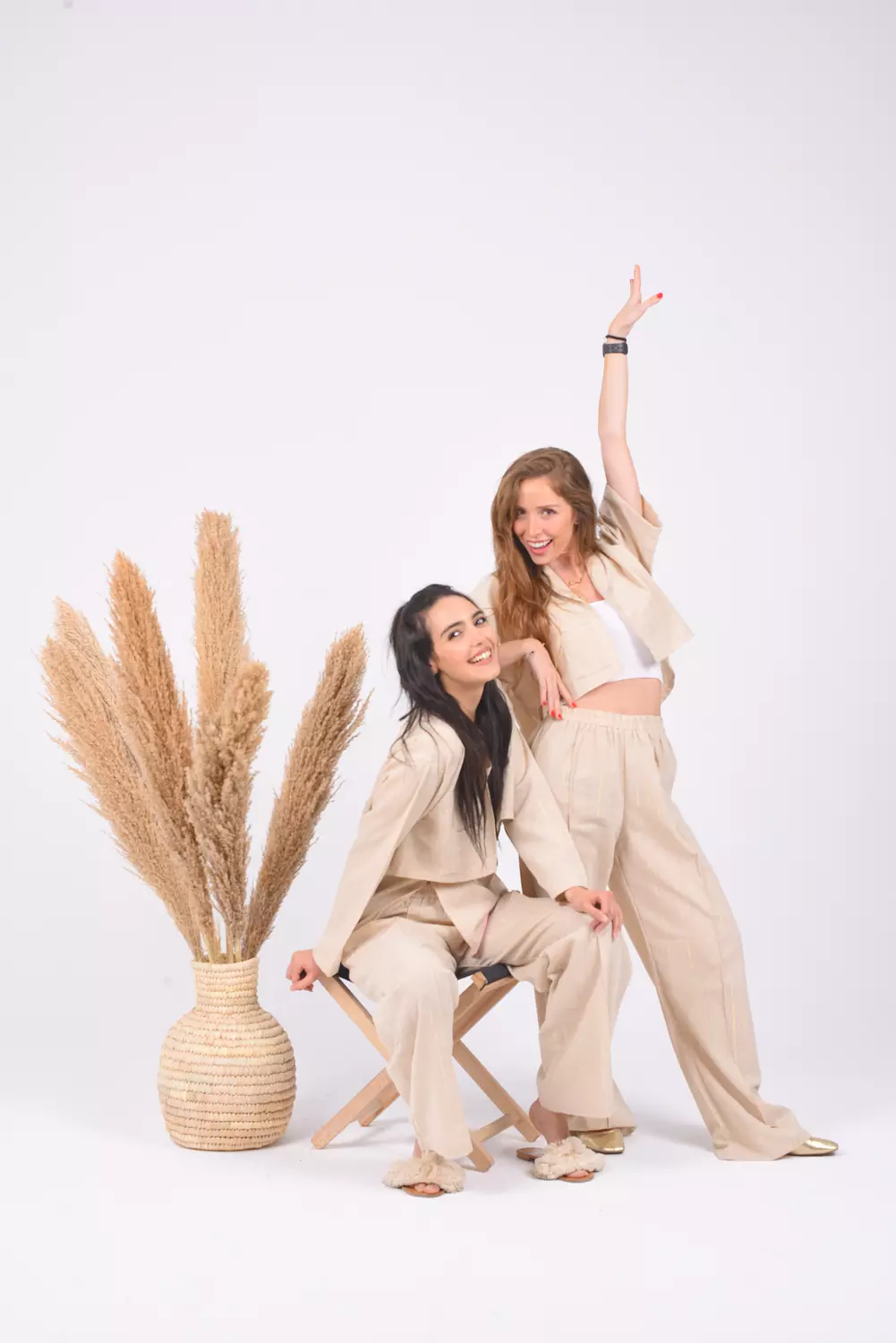 <p><strong><span style="color: rgb(0, 0, 0)">The Linen Collection 💛</span></strong></p>