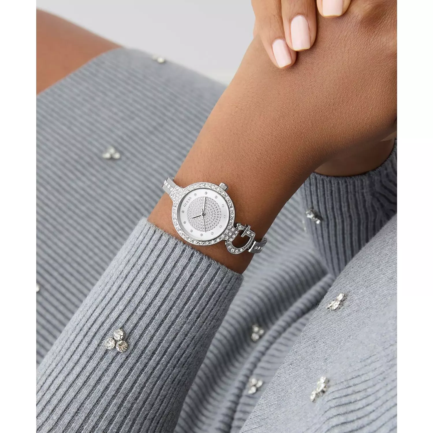 GUESS Ladies Giselle Silver Tone Analog Watch Silver Tone Stainless Steel Bracelet GW0929L1 6